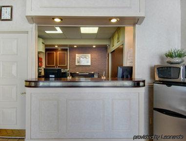 Travelodge Inn & Suites Latham Interior foto